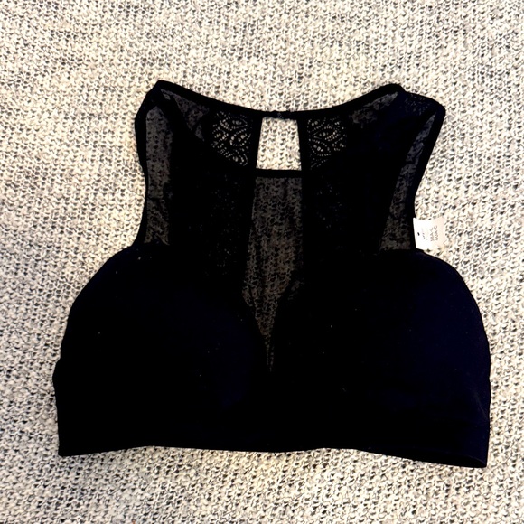 Ambrielle Black High-Neck Lace Bralette – Size XL (NWT) - Picture 1 of 4